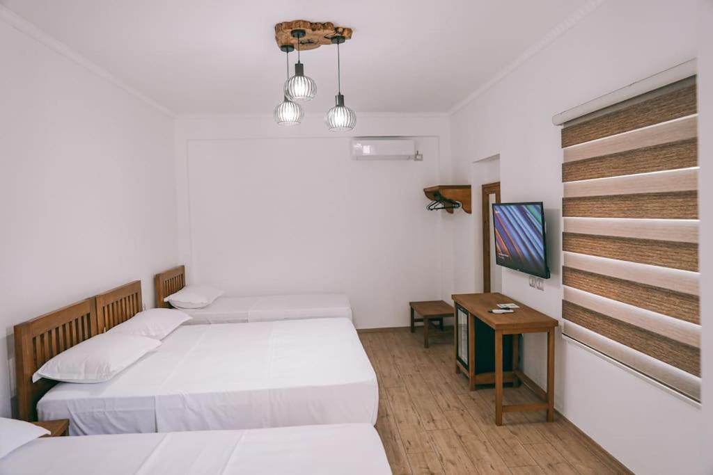 Cereni Guesthouse Berat Kültér fotó